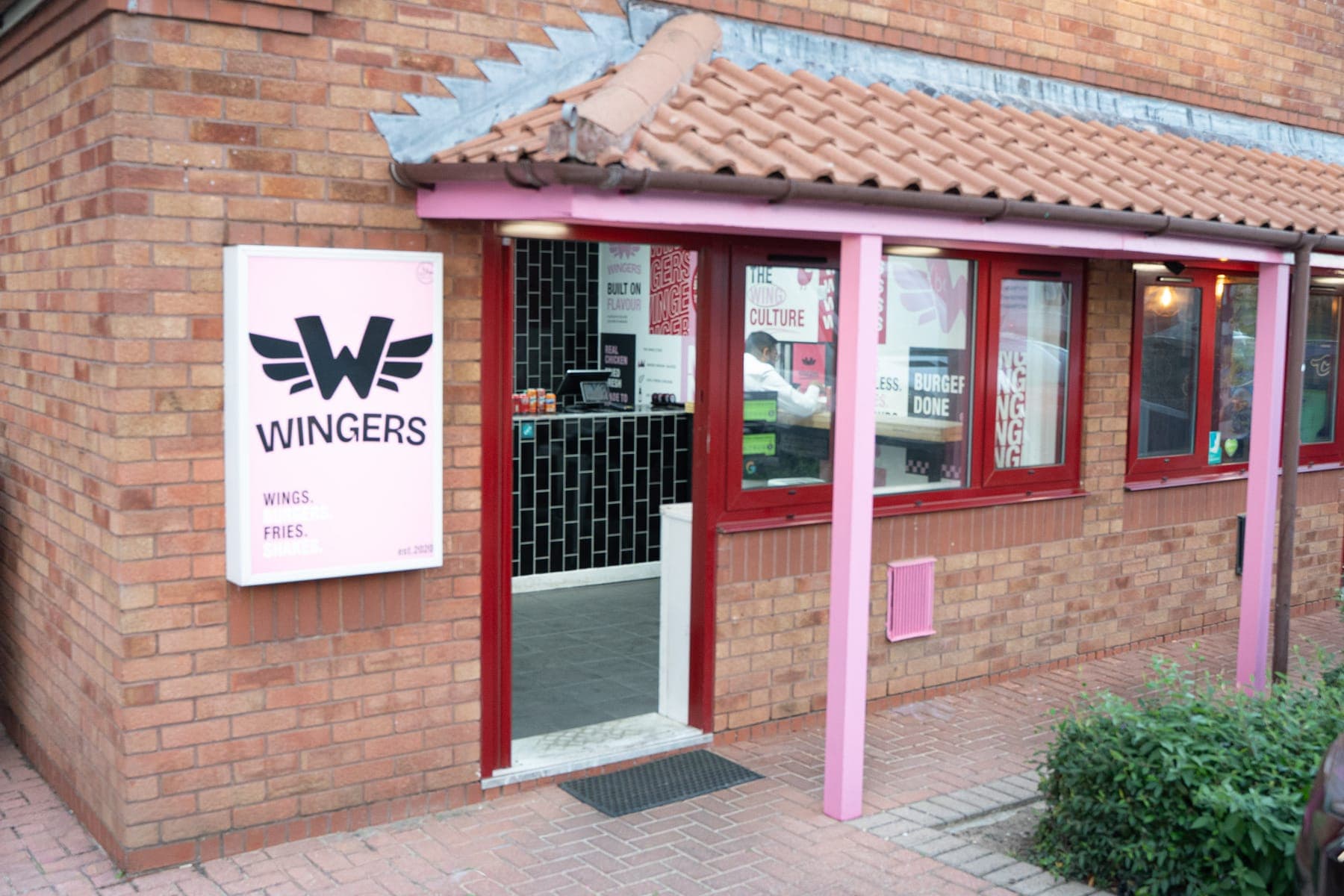 Wingers Milton Keynes shopfront at 25 Darin Court